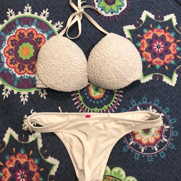 VS BIKINI 👙 🌸💕 - Picture 1 of 12